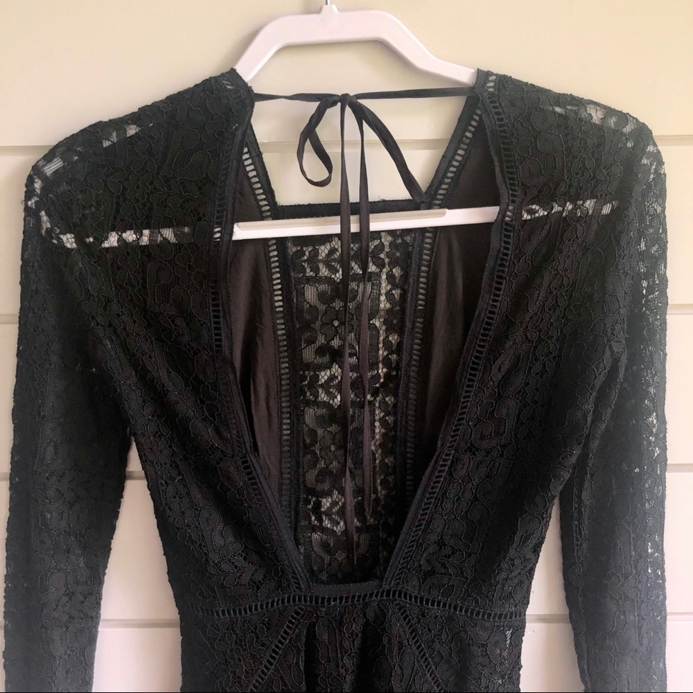 Tobi lace crochet dress - Picture 8 of 9